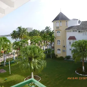 Sandcastles # E26 Apartment Ocho Rios