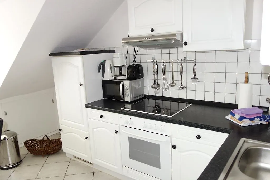 Old Town 2 Room Apartments Dusseldorf 0*,  Germany